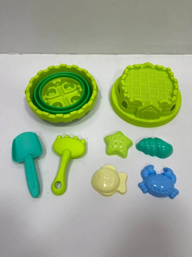Set da spiaggia per bambini con secchiello pieghevole e formine