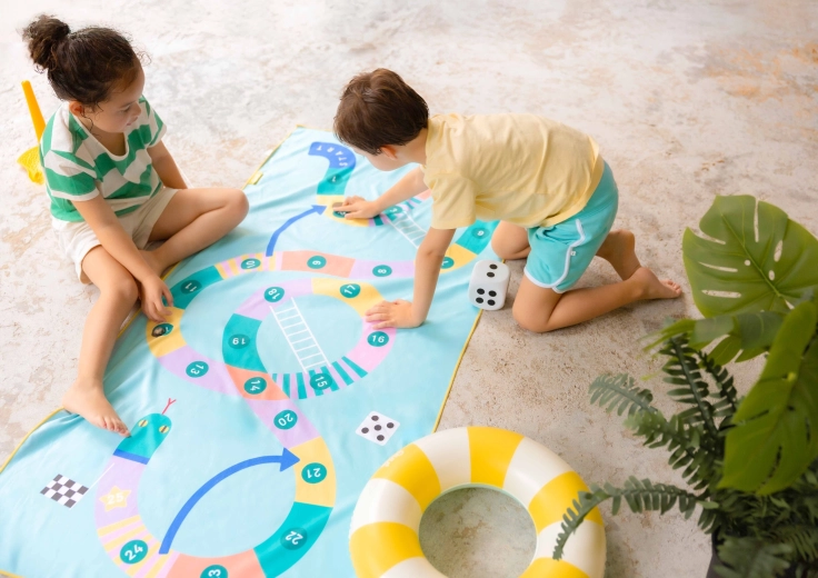 Quut telo mare per bambini 2 in 1 Serpenti e Scale, grande 180 × 100 cm