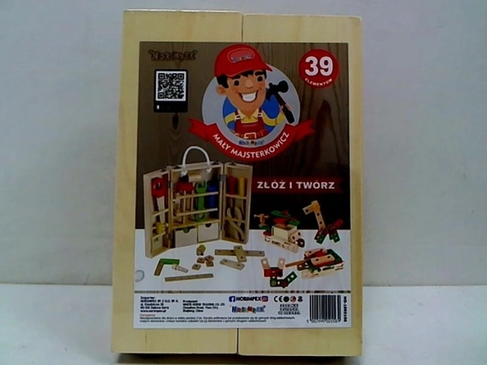 Attrezzi in legno in cassetta