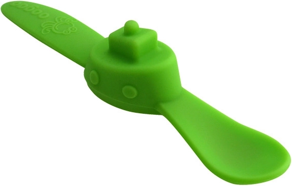 Cucchiaio per bambini Oogaa a forma di barca verde