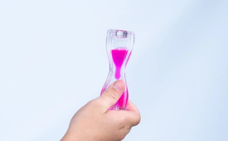 Fidget Blox Vision cubo antistress con lava colorata – viola