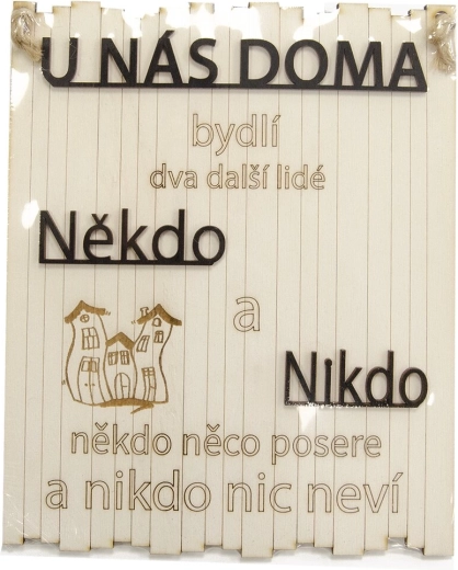 Targa decorativa in legno “Qualcuno e nessuno…” 21 × 25 cm