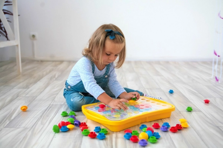 Mosaico educativo per i bambini più piccoli