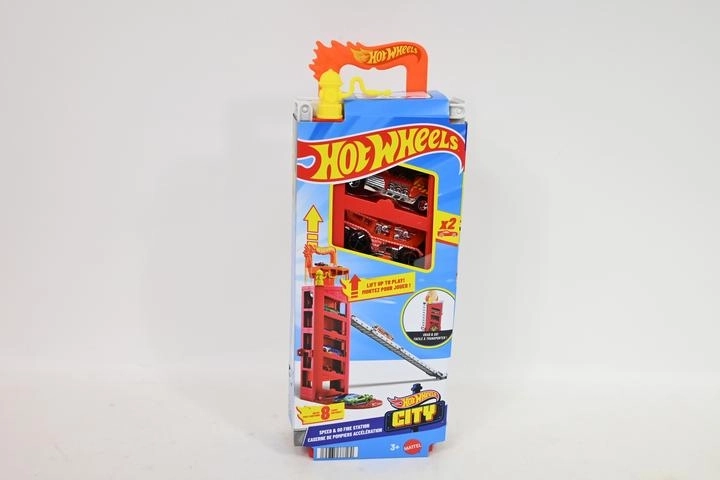 Hot Wheels City stazione dei pompieri da corsa