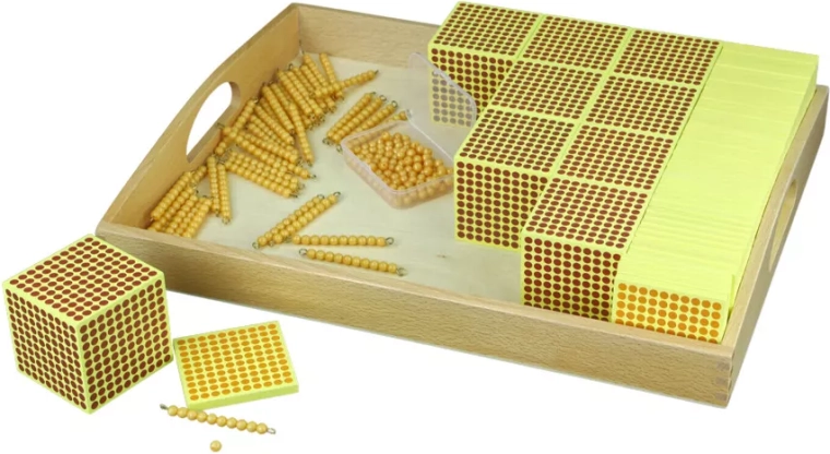Quadrati di legno delle centinaia e materiale di perle dorate 100–1000