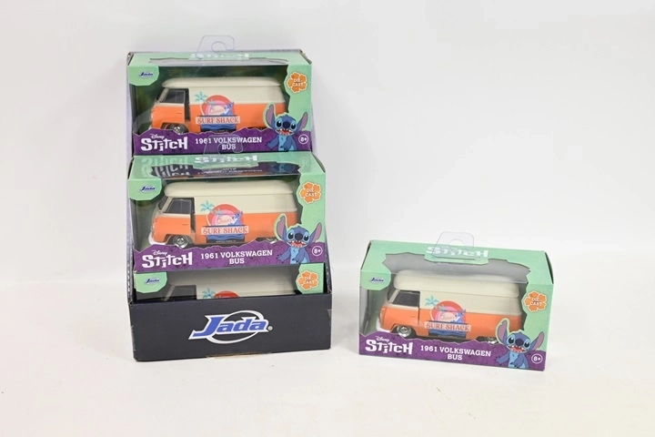 JADA Toys Stitch VW Bus 1961 1:32 modello da collezione in metallo