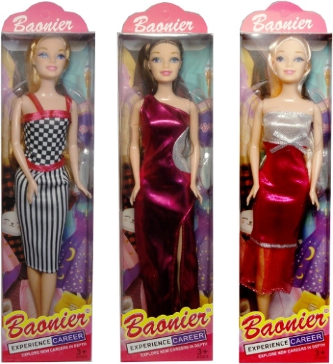Bambola in abito elegante
