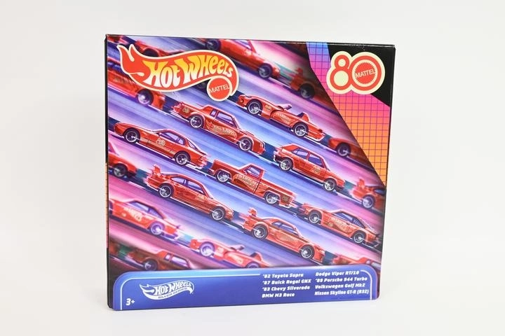 Hot Wheels Silver Series set da collezione di 8 auto degli anni '80 e '90