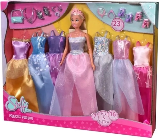 Steffi principessa della moda con vestitini