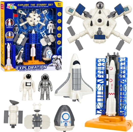 Set spaziale Exploration – razzo, shuttle, stazione, satelliti e astronauti con luci