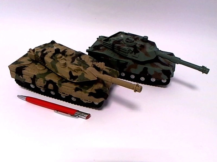 Carro armato per bambini 18 cm con luci e suoni