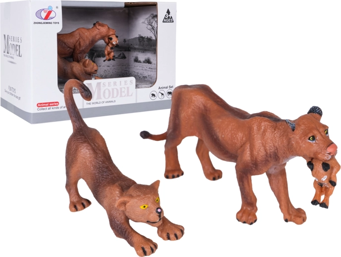 Set di statuette di leonessa con cuccioli