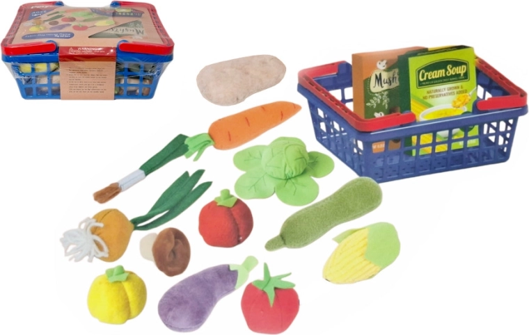 Set da cucina in peluche con alimenti in cestino della spesa