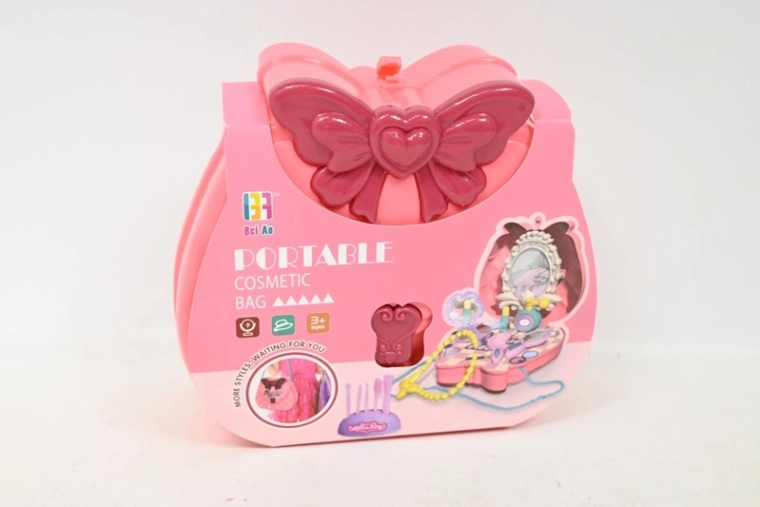 Set di bellezza in borsetta rosa