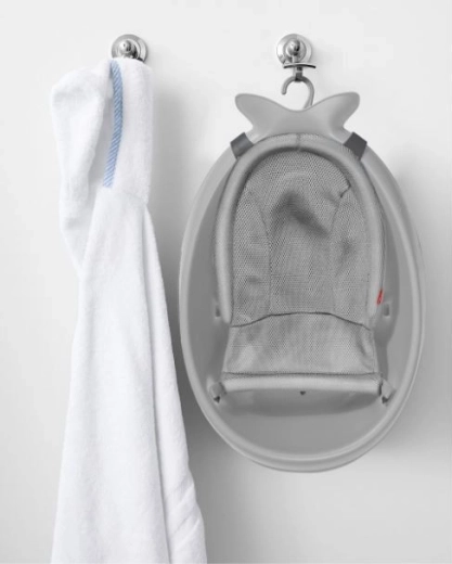 Design pratico e sicuro per il bagnetto quotidiano