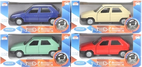 Škoda Favorit modello in metallo 1:34 con porte apribili
