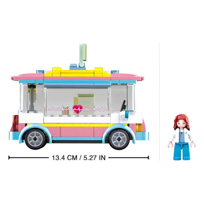 Ambulanza colorata per avventure da soccorritori
