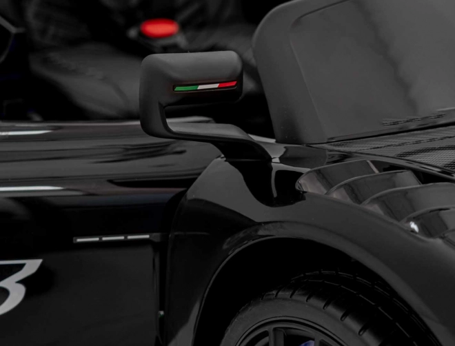Maserati MC20 GT2 veicolo nero