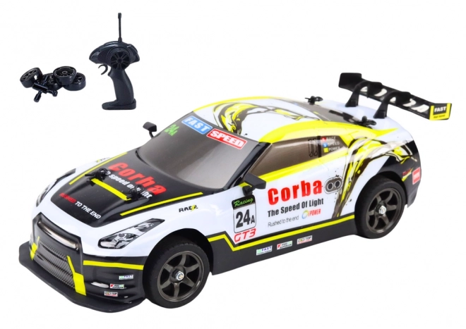 Auto sportivo RC Drift con ruote intercambiabili bianco-giallo