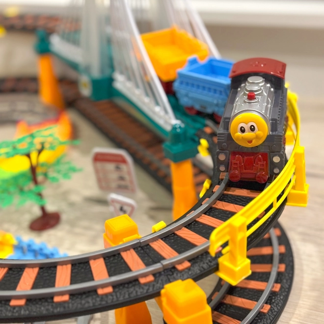 Set pista da corsa e trenino elettrico 2 in 1