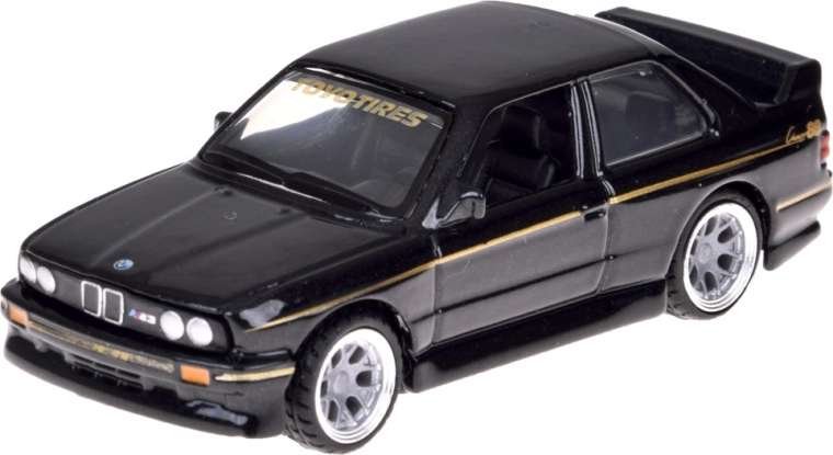 dettagli autentici e lavorazione in metallo