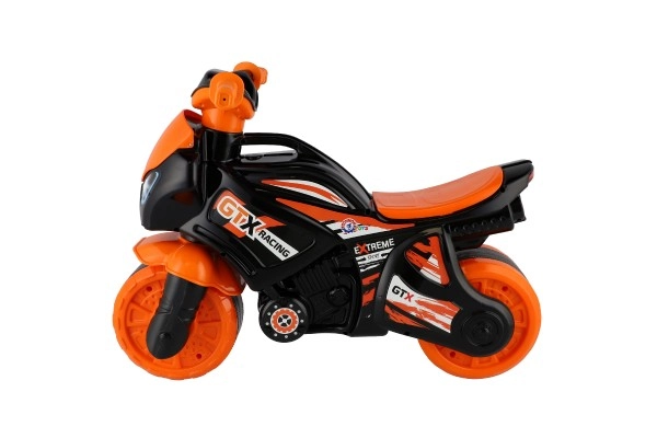 Design sportivo ispirato alle moto da corsa
