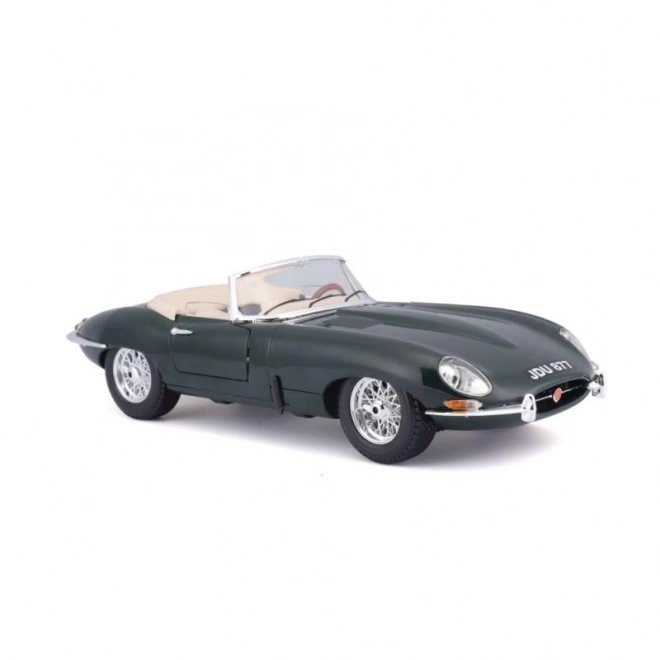 Jaguar E Cabriolet 1961 verde Bburago in scala 1:18