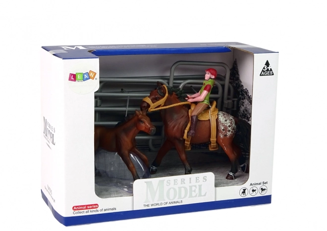 Set di figure di Cavalli e Cavaliere con sella rimovibile