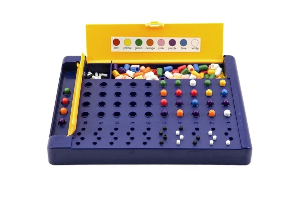 Base di gioco pratica con vano porta-accessori