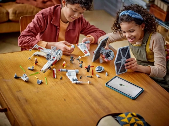 Caccia TIE e X-wing – Set Combinato LEGO Star Wars