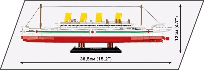 Modello HMHS Britannic in scala 1:700