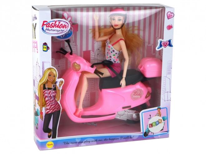 Bambola sullo Scooter Rosa con Parti Mobili