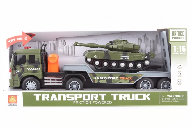 Camion militare con carro armato a batteria