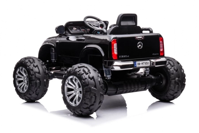 Auto elettrico Mercedes 4x4 verniciato nero