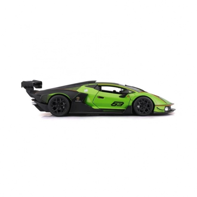 Lamborghini Essenza SCV12 verde in scala 1:24 di Bburago