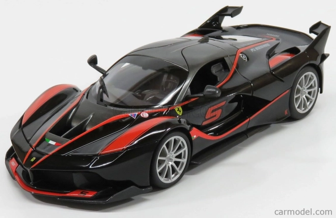 Bburago Ferrari FXX K in scala 1:18 rossa