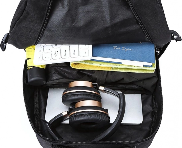 Spazio ben organizzato e capacità 10 l