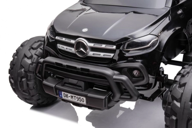 Auto elettrico Mercedes 4x4 verniciato nero