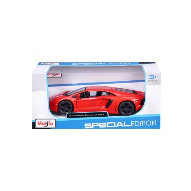 Lamborghini Aventador Coupé in metallo arancione-rosso scala 1:24