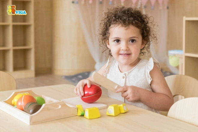 Gioco di Frutta in Legno da Affettare con Vassoio