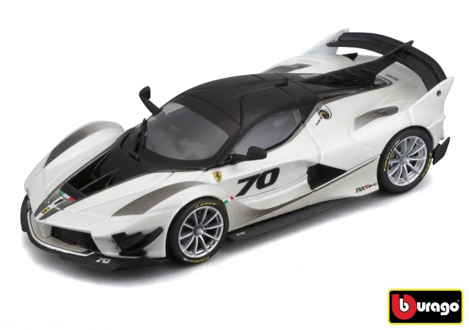 Modello Ferrari Racing FXX-K EVO 2017 Bianco/Nero di Bburago