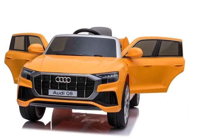 Auto a batteria Audi Q8 giallo laccato