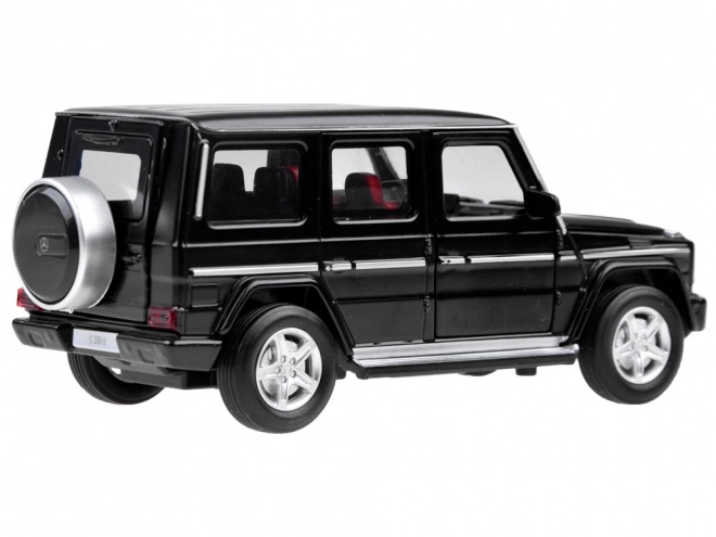 Auto sportivo Mercedes-Benz G350d in scala 1:32