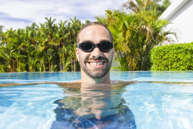 occhiali da nuoto neri Bestway
