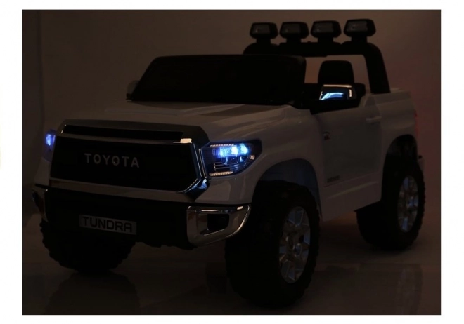 Auto elettrico Toyota Tundra Bianco per bambini