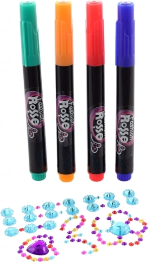 Pennarelli colorati e strass scintillanti