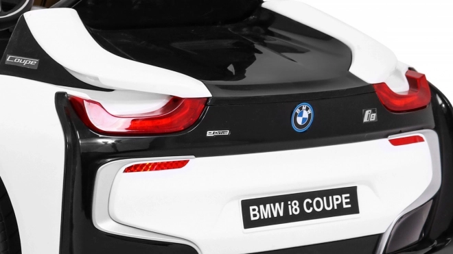 Auto a batteria BMW I8 Lift Bianco + telecomando + avviamento lento + cinture a 3 punti + MP3 USB + LED