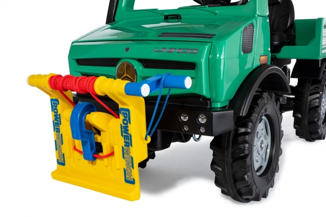 RollyUnimog Foresta di Mercedes-Benz con verricello