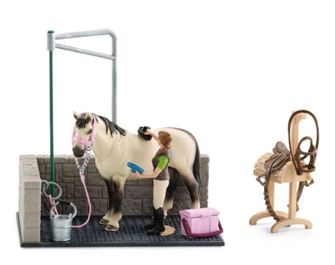 Schleich Horse Club Angolo Lavaggio per Cavalli con Accessori