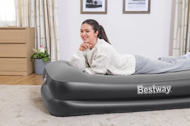 Materasso gonfiabile con pompa elettrica 191 x 97 x 46 cm Bestway